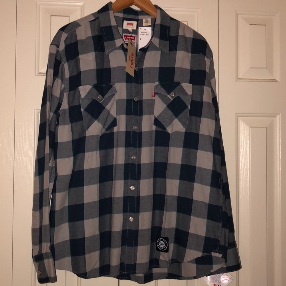 Levi’s MLB Seattle Mariners ⚾️⚾️Long Sleeves Shirt